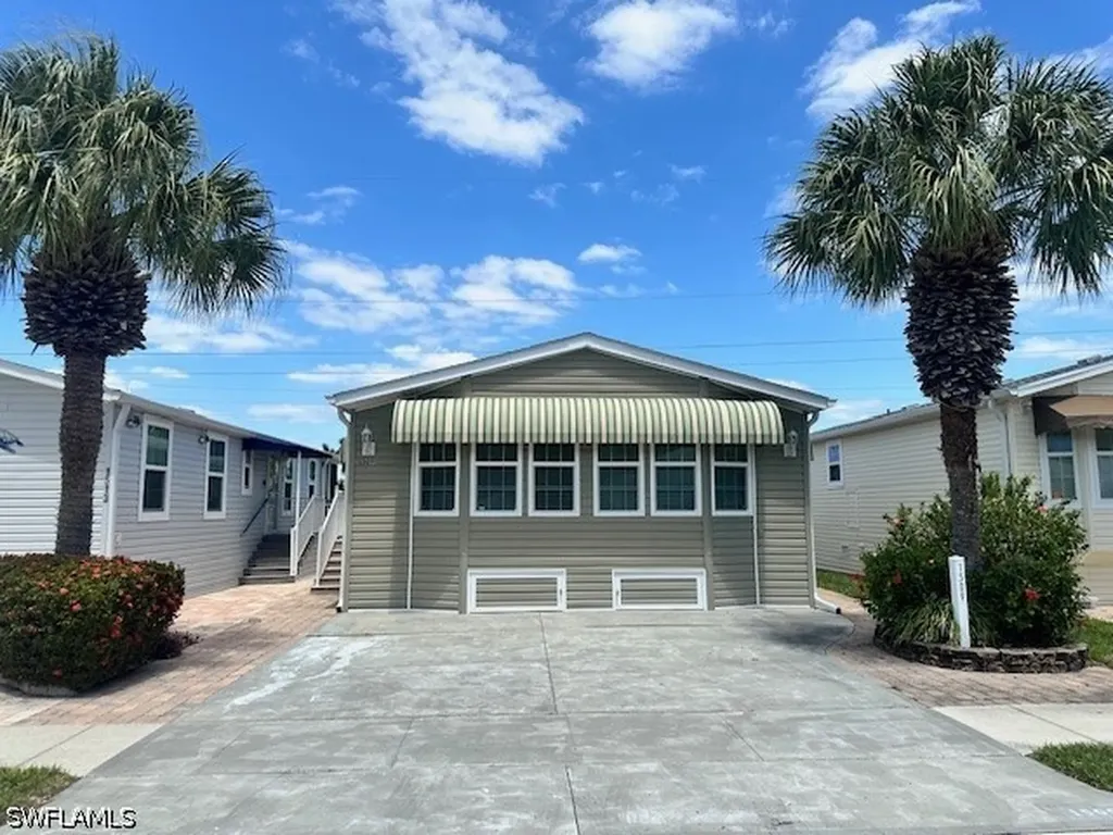 1509 Diamond Lake Circle Naples FL 34114
