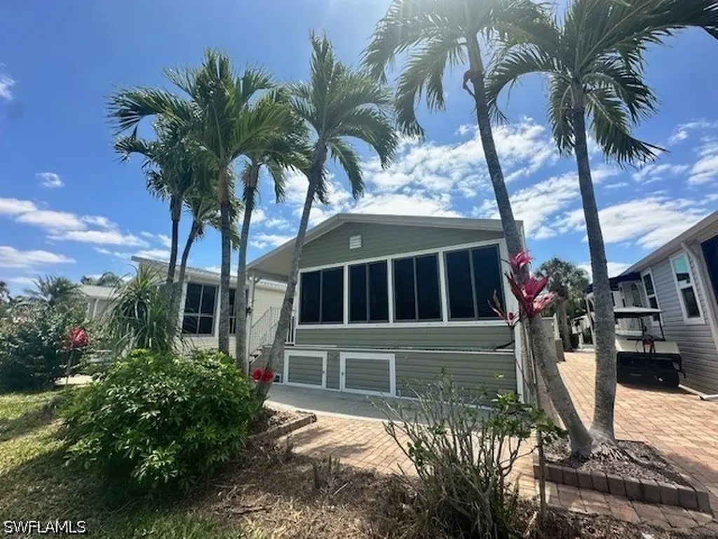 1509 Diamond Lake Circle Naples FL 34114