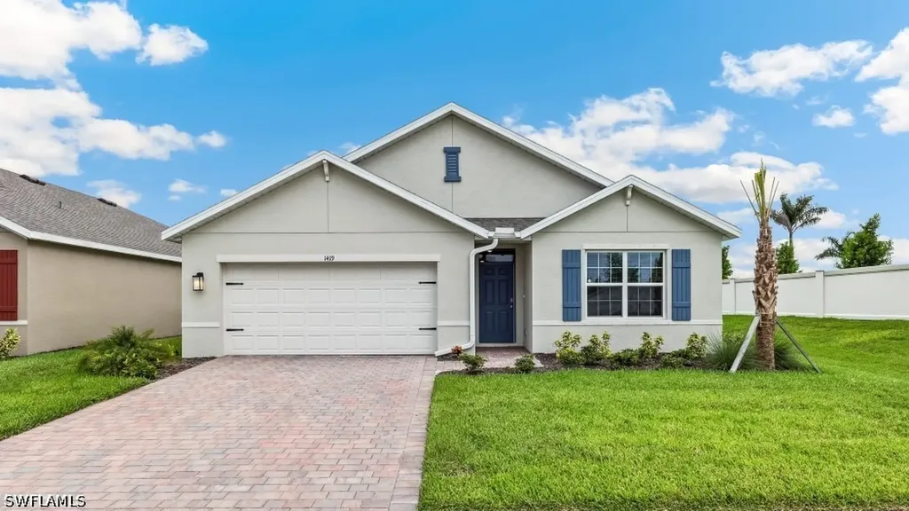 1692 Poinsettia Avenue Lehigh Acres FL 33972