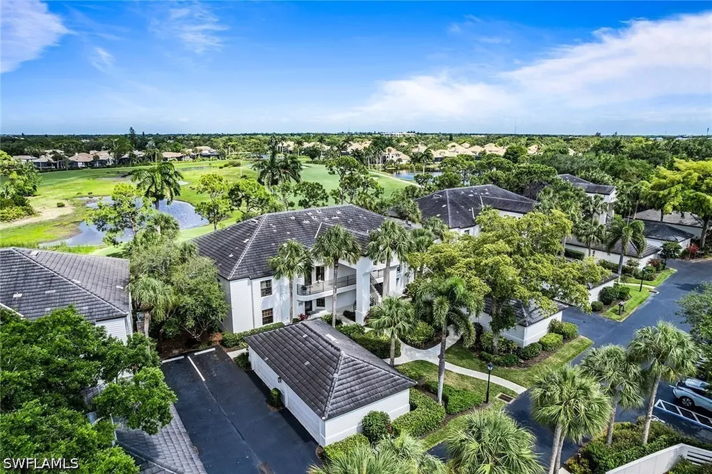 27175 Oakwood Lake Drive Bonita Springs FL 34134