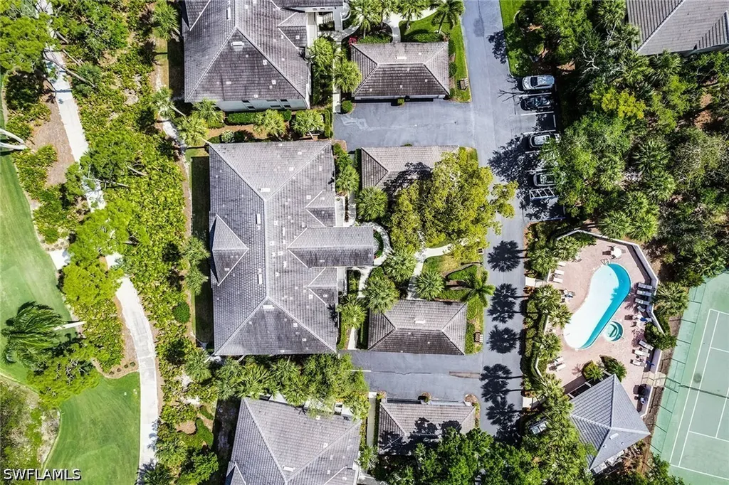 27175 Oakwood Lake Drive Bonita Springs FL 34134