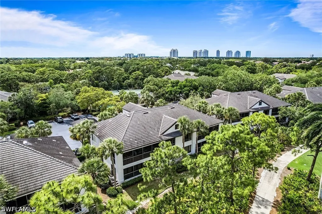 27175 Oakwood Lake Drive Bonita Springs FL 34134