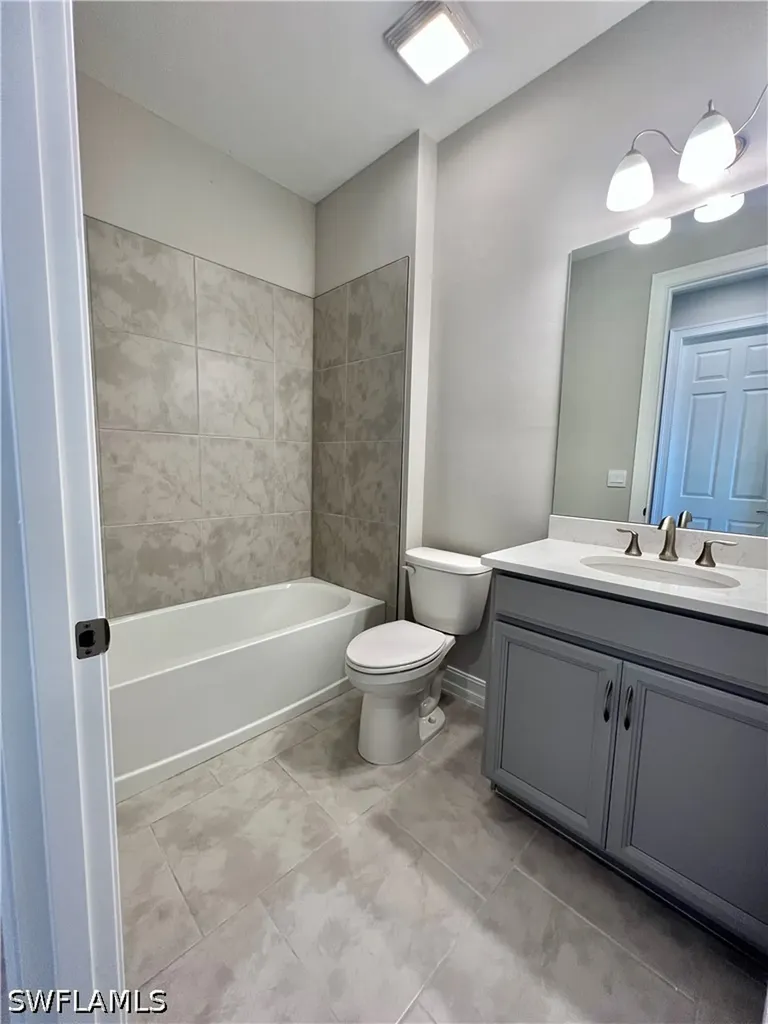842 Enbrook Loop Naples FL 34114