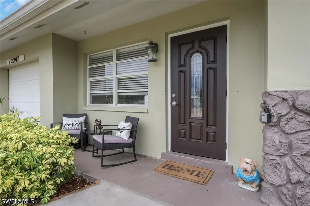 12207 De Moya Drive Fort Myers FL 33905