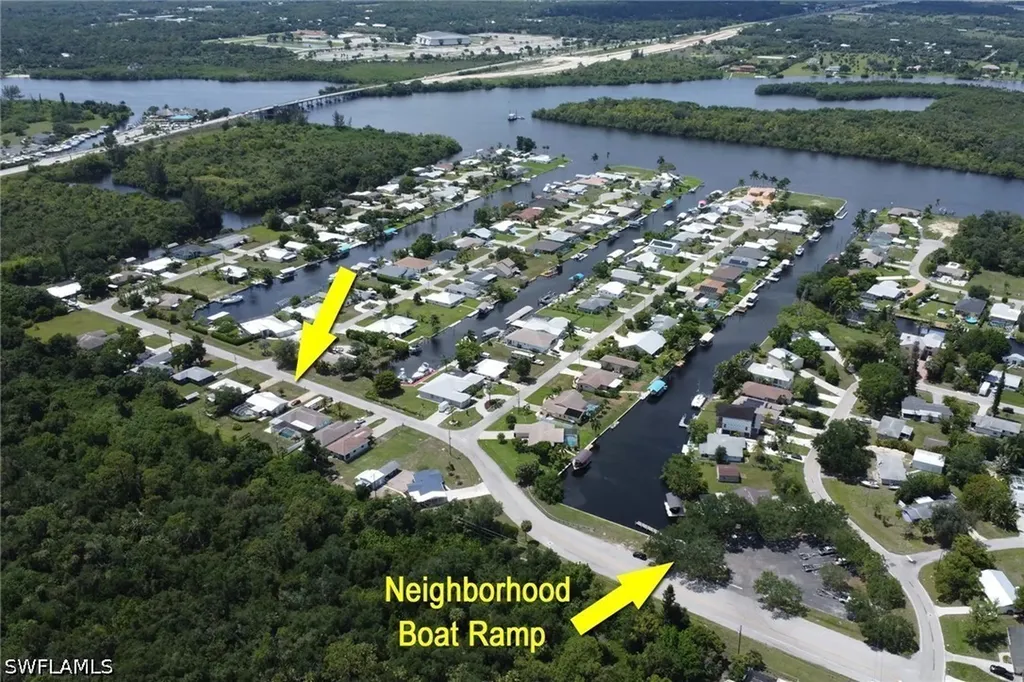 12207 De Moya Drive Fort Myers FL 33905