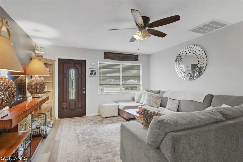 12207 De Moya Drive Fort Myers FL 33905