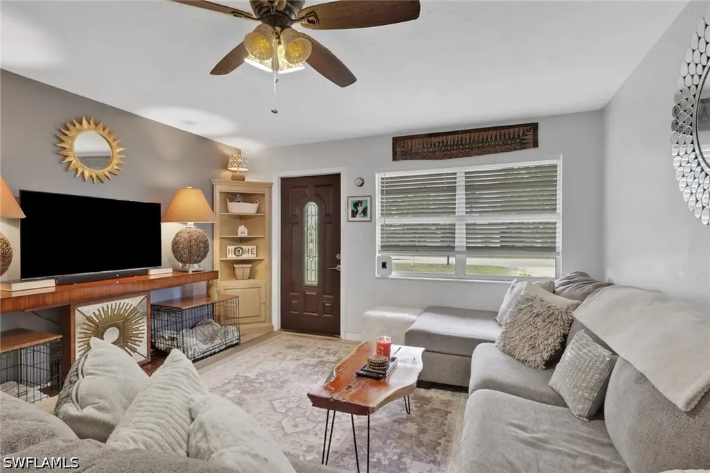 12207 De Moya Drive Fort Myers FL 33905