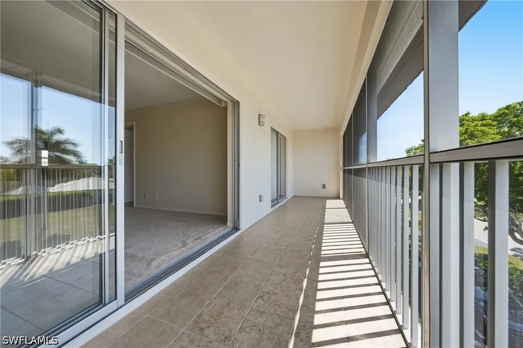 3150 Binnacle Drive Naples FL 34103
