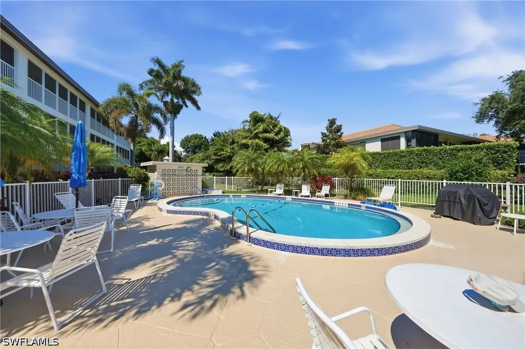 3150 Binnacle Drive Naples FL 34103