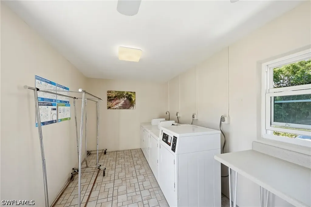 3150 Binnacle Drive Naples FL 34103