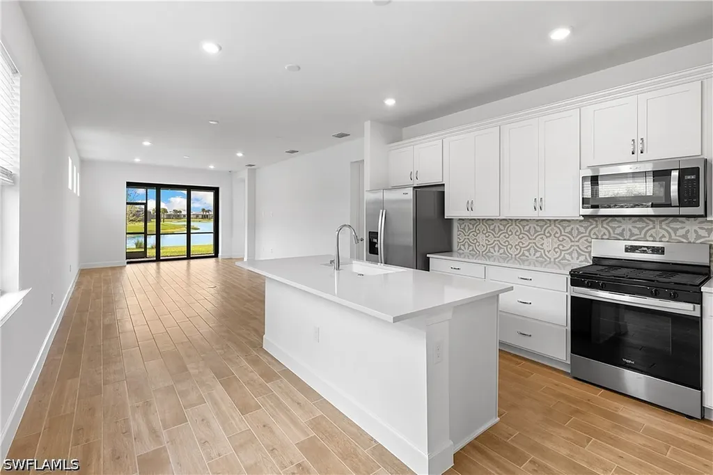 20593 Pebble Glen Drive Estero FL 33928