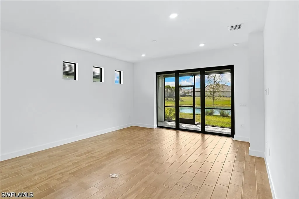 20593 Pebble Glen Drive Estero FL 33928