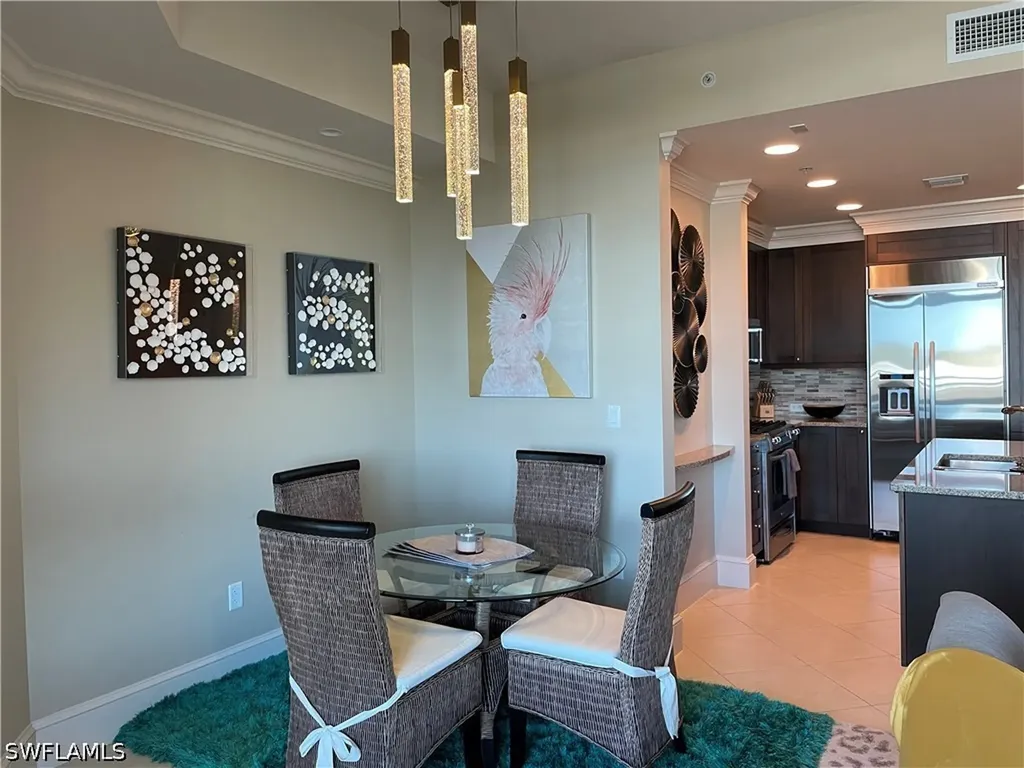 9115 Strada Place Naples FL 34108