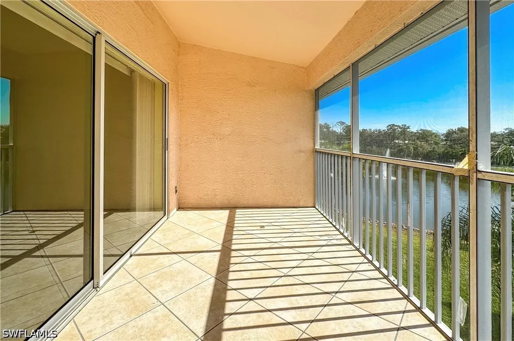 3250 Cypress Glen Way Naples FL 34109
