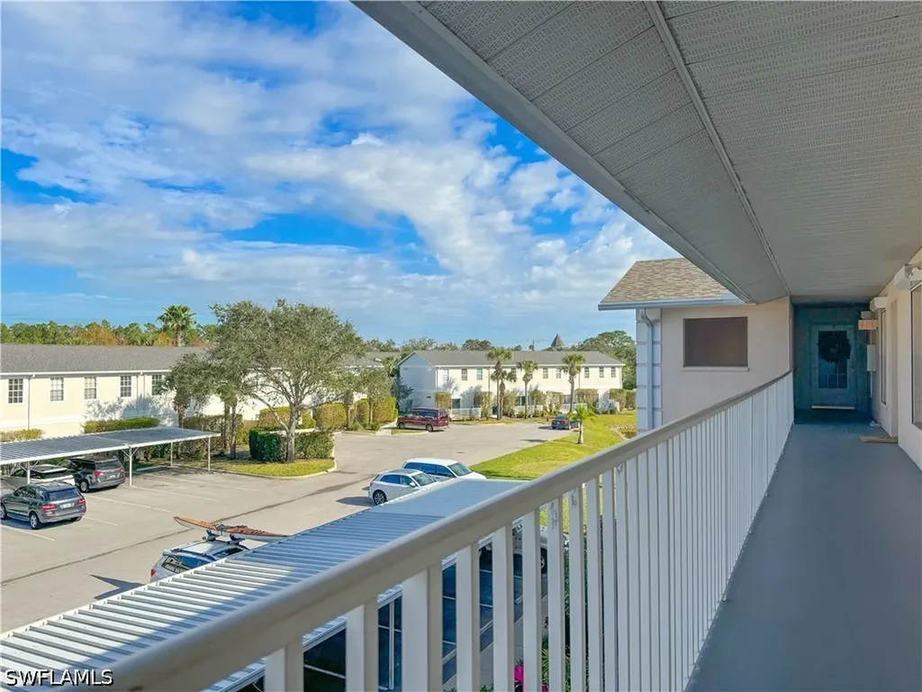 3250 Cypress Glen Way Naples FL 34109