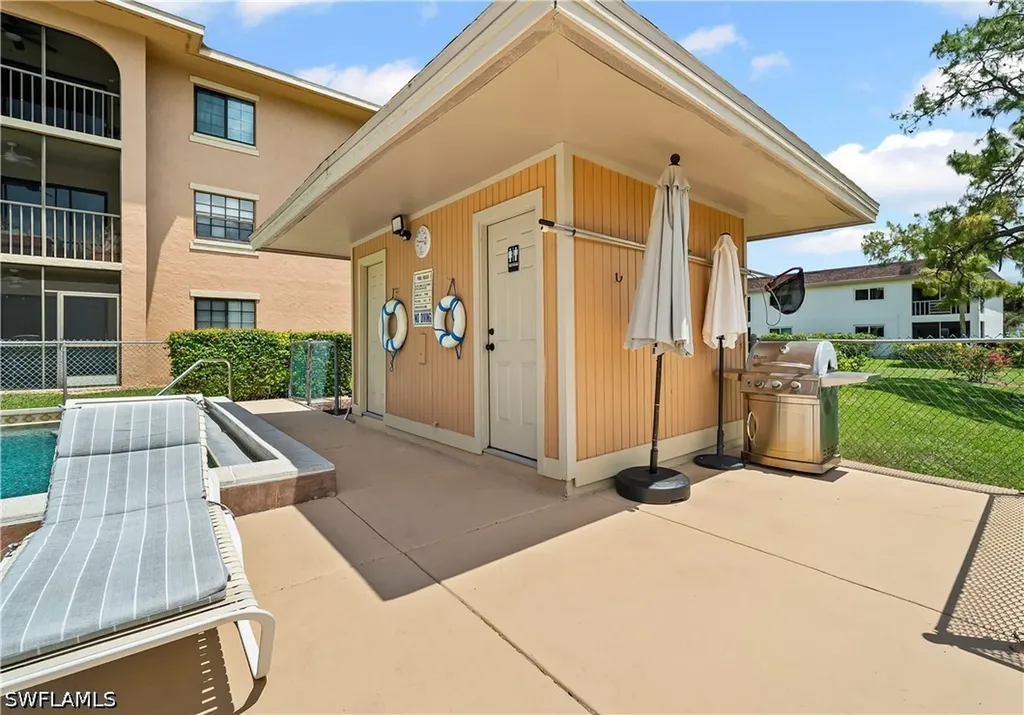 5535 Rattlesnake Hamm Road Naples FL 34113