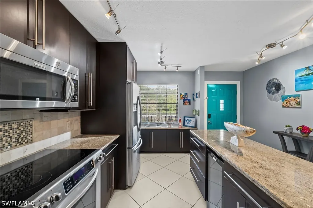 5535 Rattlesnake Hamm Road Naples FL 34113