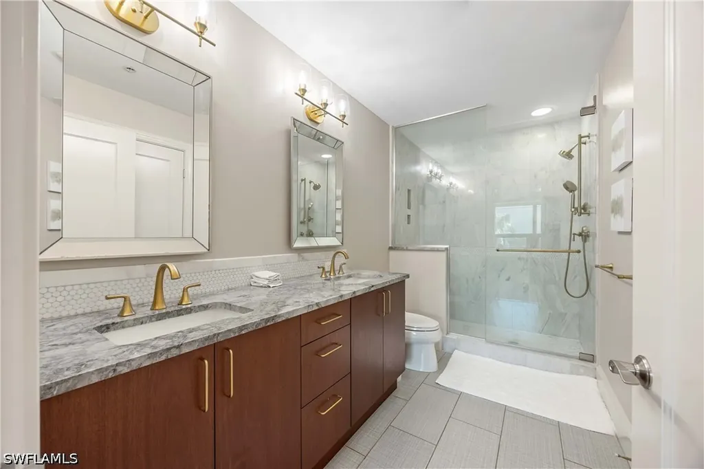 9123 Strada Place Naples FL 34108