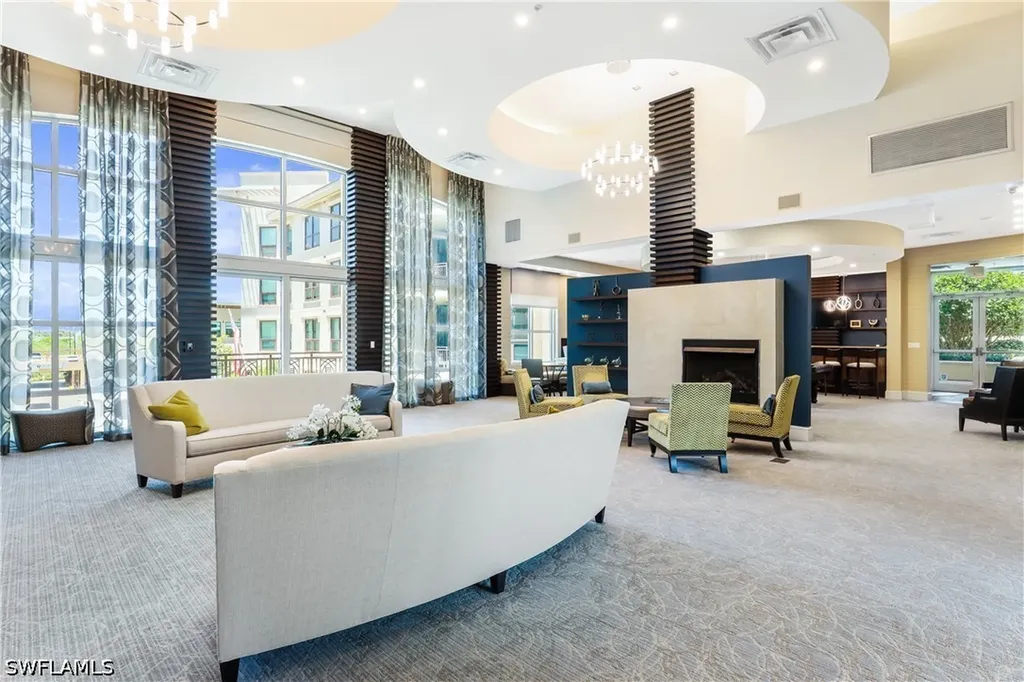 9123 Strada Place Naples FL 34108