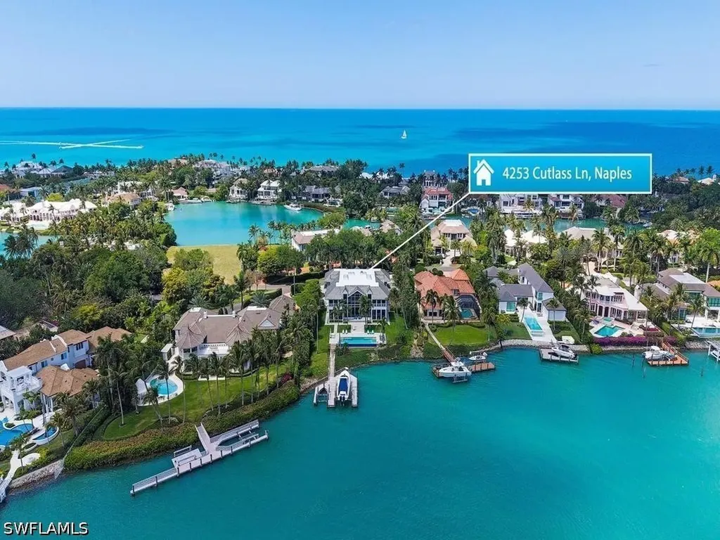 4253 Cutlass Lane Naples FL 34102