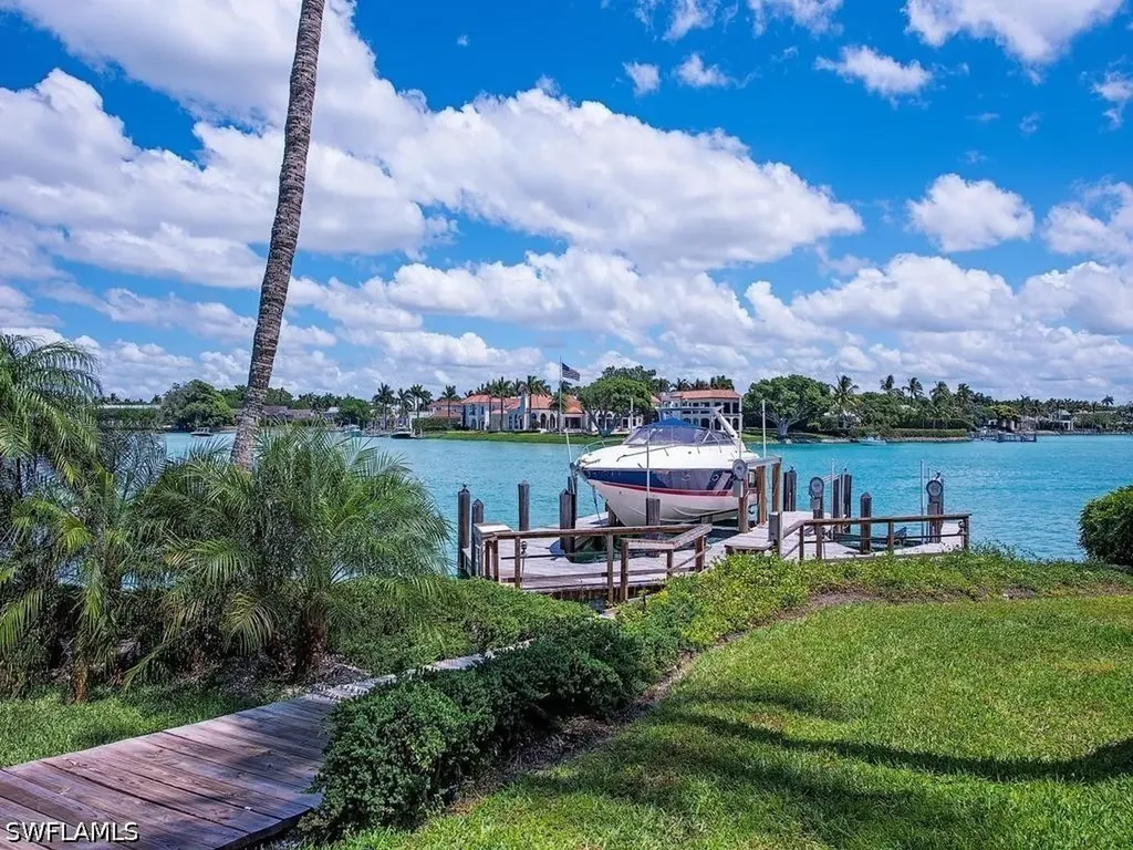 4253 Cutlass Lane Naples FL 34102