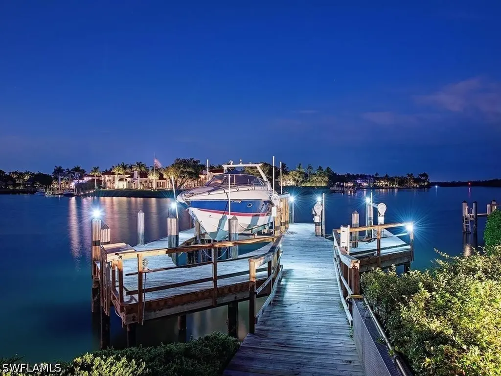 4253 Cutlass Lane Naples FL 34102
