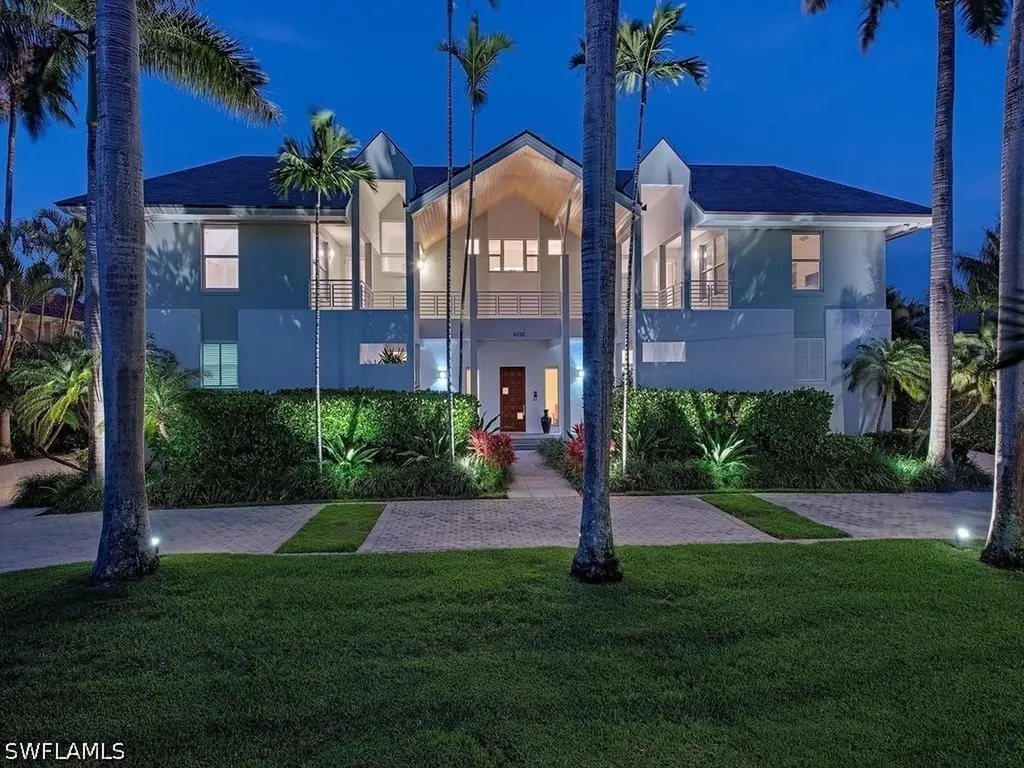 4253 Cutlass Lane Naples FL 34102