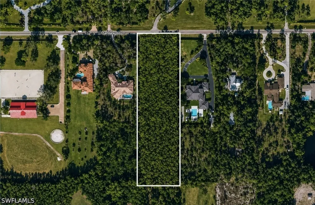 6890 Sandalwood Lane Naples FL 34109