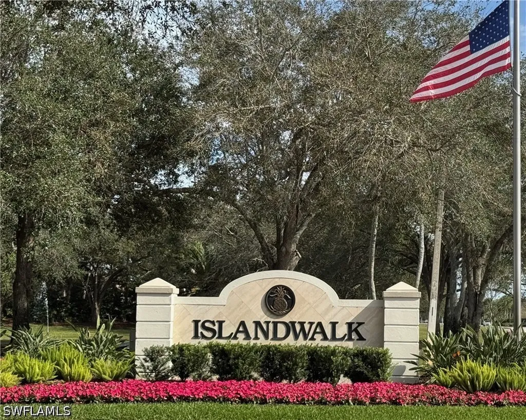 4775 Martinique Way Naples FL 34119