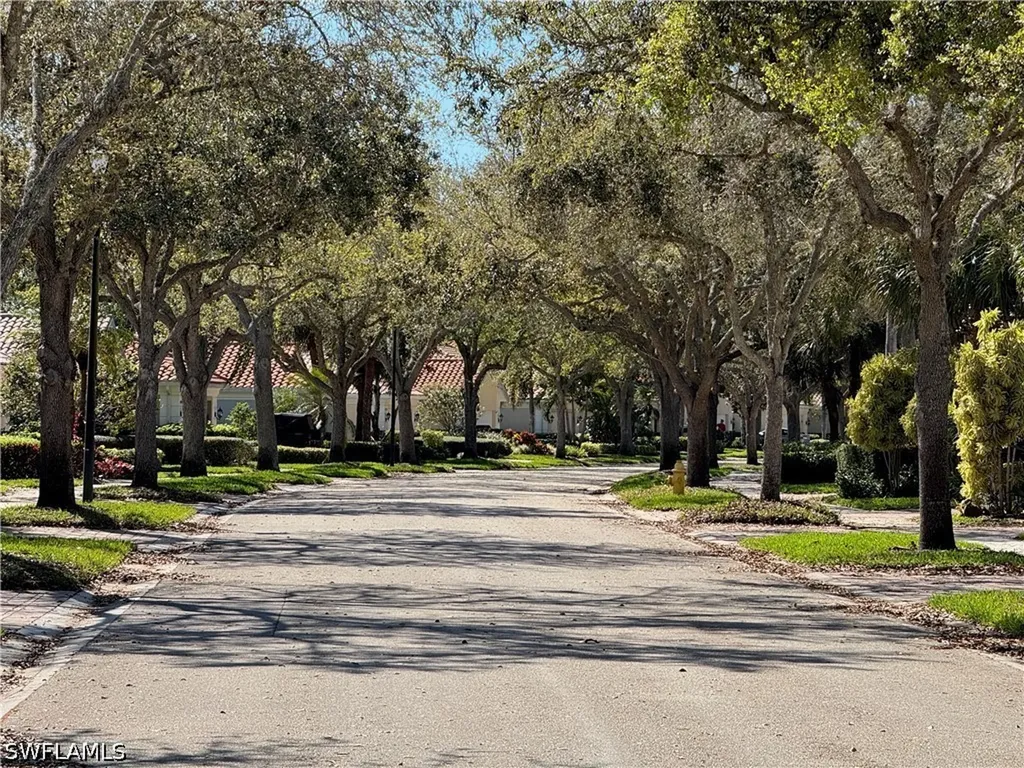 4775 Martinique Way Naples FL 34119