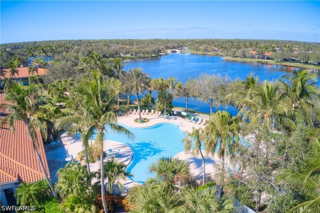 4775 Martinique Way Naples FL 34119