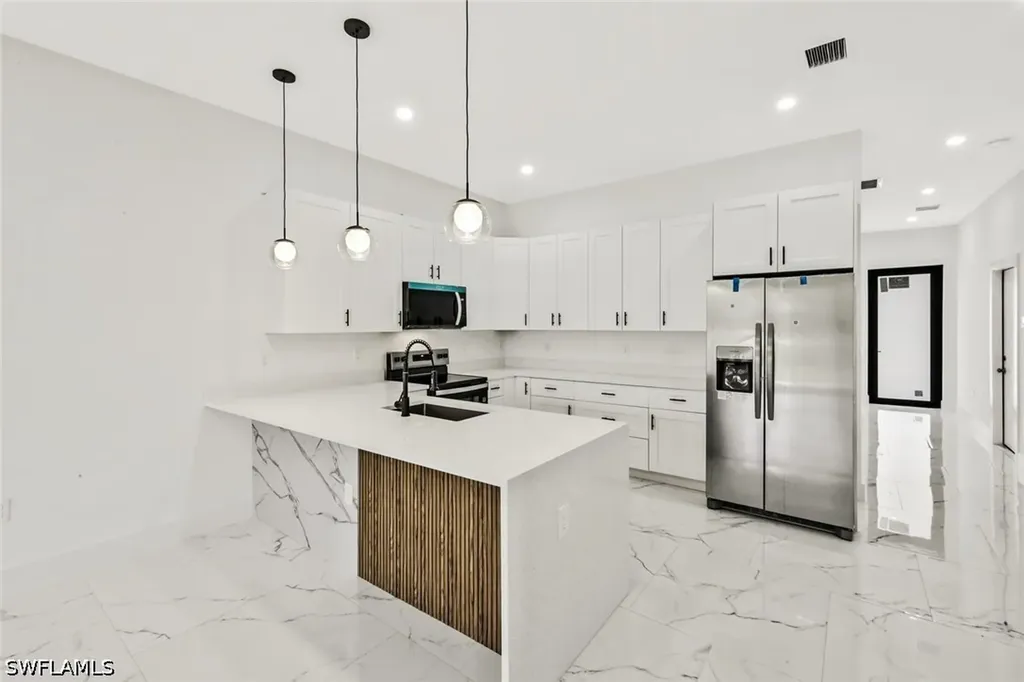 521 Lillon Avenue S Lehigh Acres FL 33974