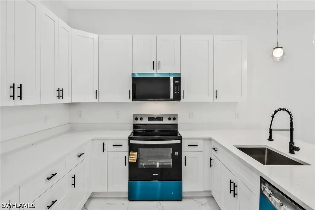 521 Lillon Avenue S Lehigh Acres FL 33974