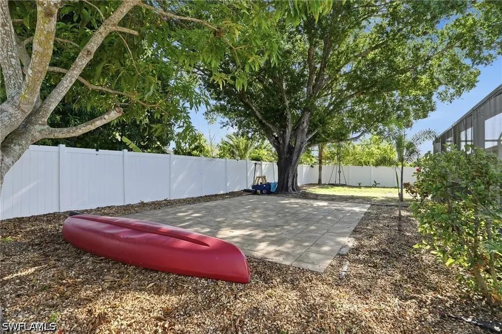 2506 7th Street W Lehigh Acres FL 33971