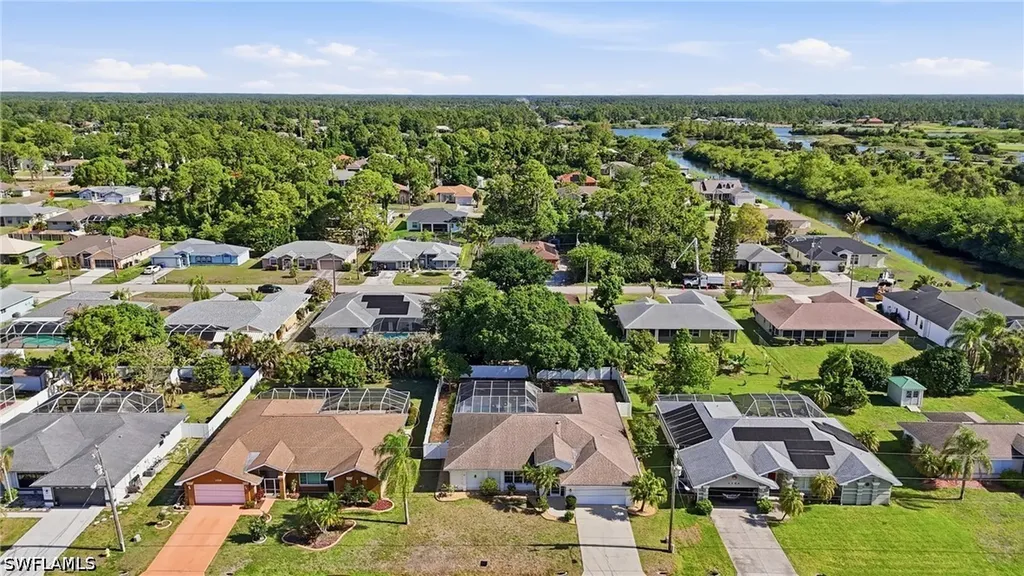 2506 7th Street W Lehigh Acres FL 33971