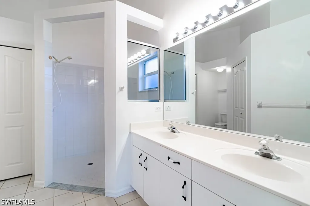 2230 Stacil Circle Naples FL 34109