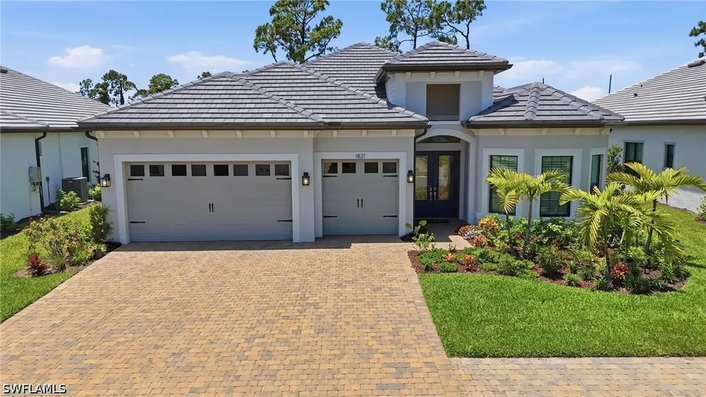 1821 Verada Court Naples FL 34120
