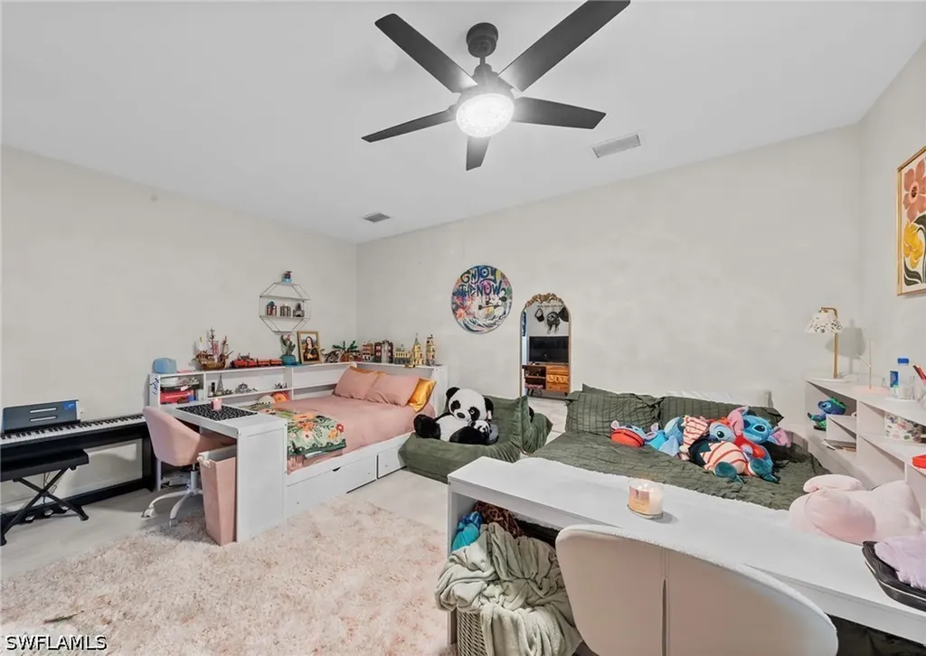 861 97th Avenue N Naples FL 34108
