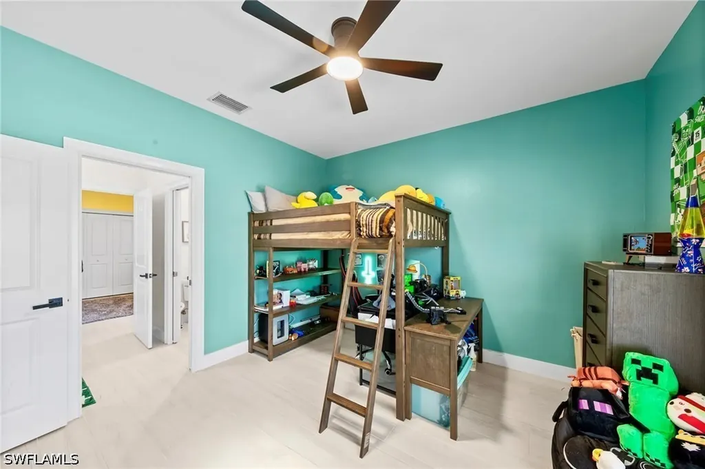 861 97th Avenue N Naples FL 34108