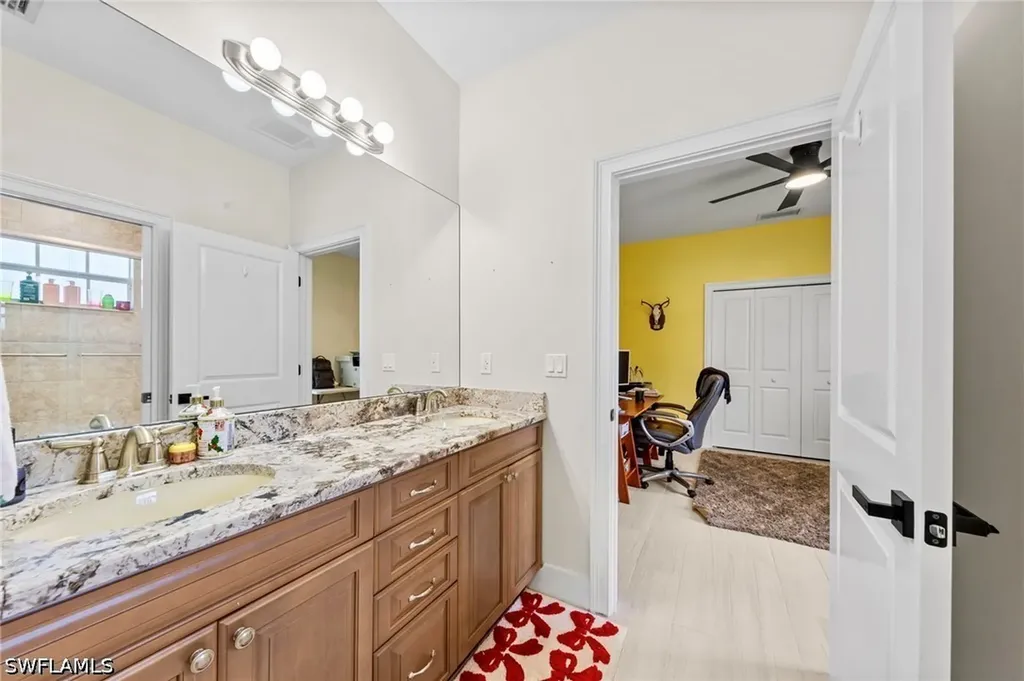 861 97th Avenue N Naples FL 34108