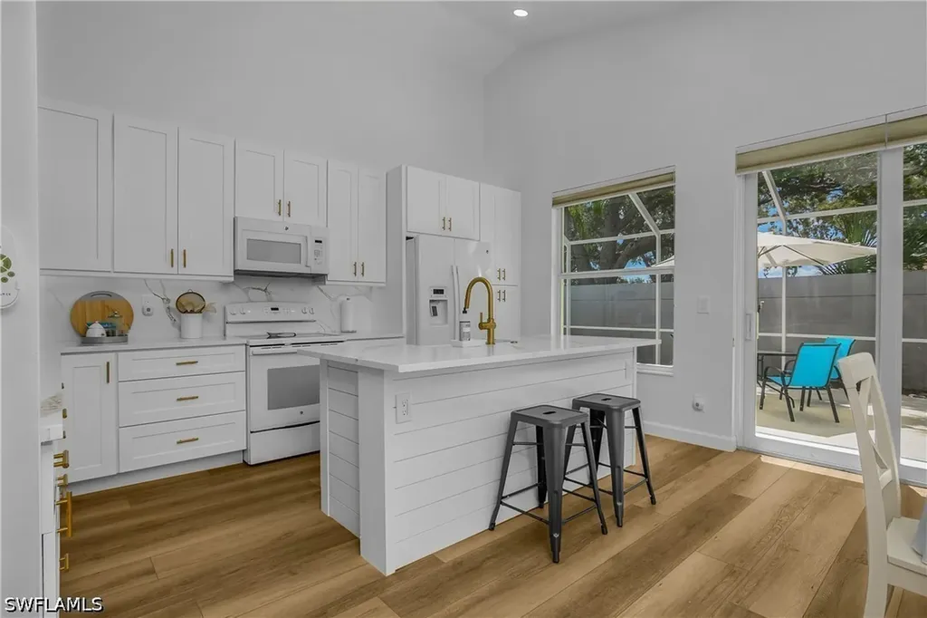 120 Livermore Lane Naples FL 34119