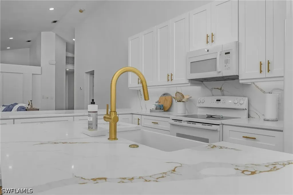 120 Livermore Lane Naples FL 34119