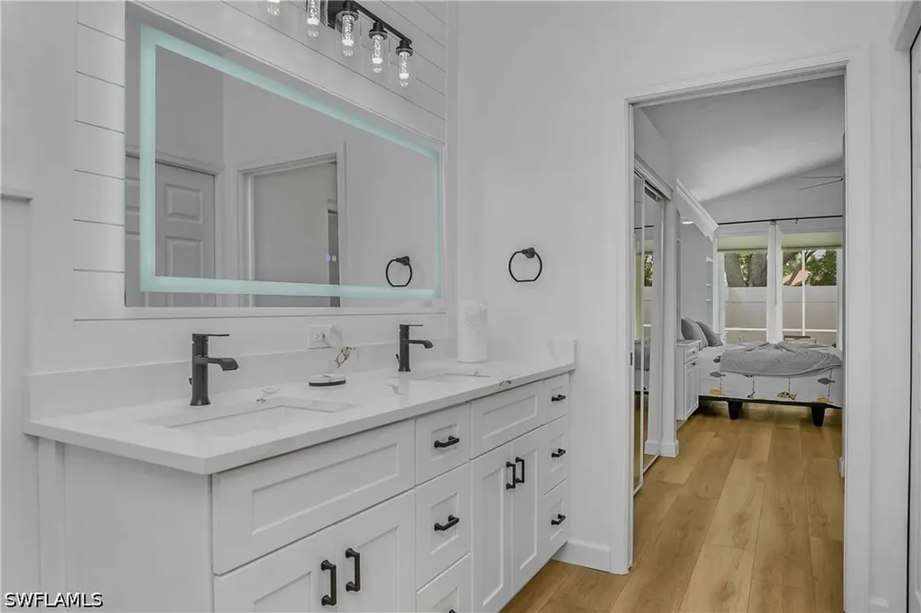 120 Livermore Lane Naples FL 34119