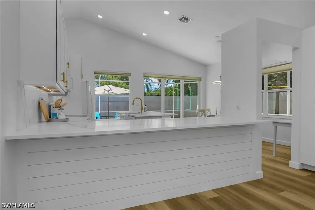 120 Livermore Lane Naples FL 34119