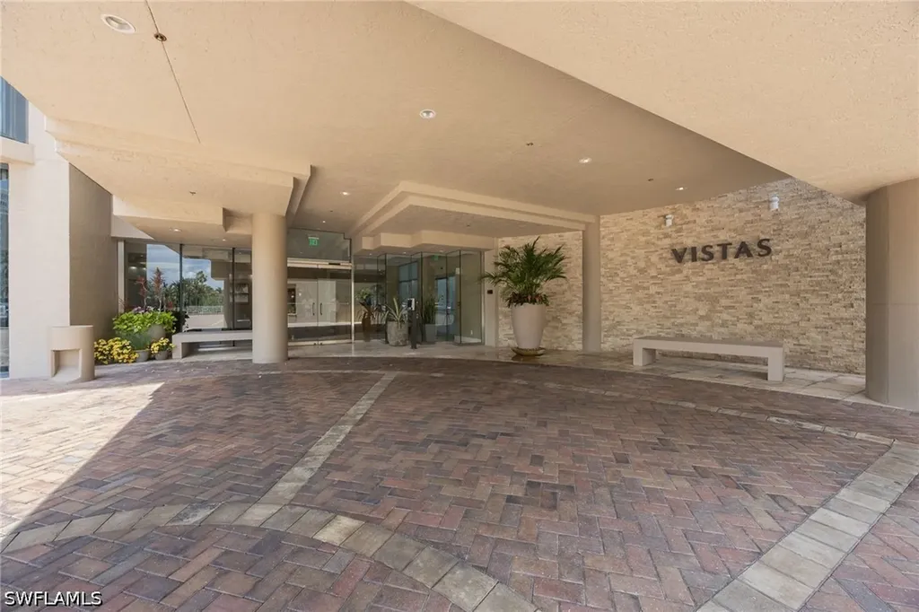 4651 Gulf Shore Boulevard N Naples FL 34103