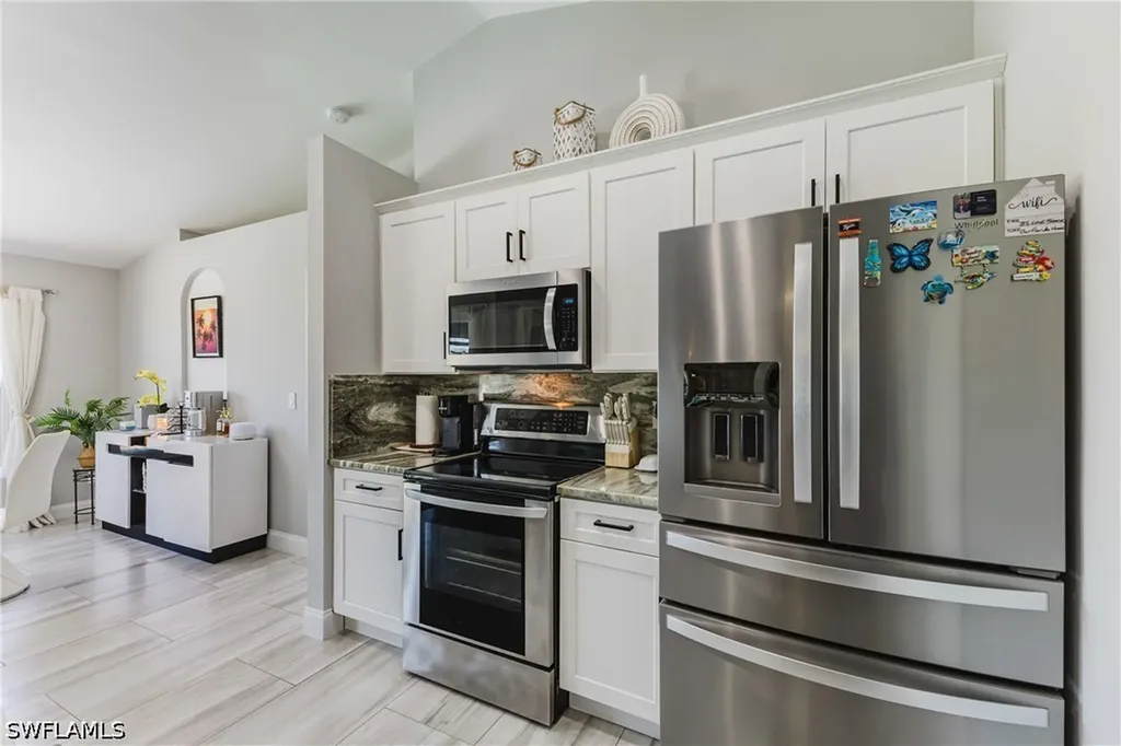 709 SW 27th Street Cape Coral FL 33914