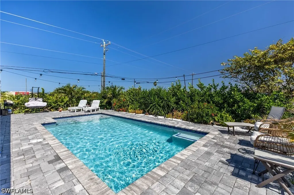709 SW 27th Street Cape Coral FL 33914