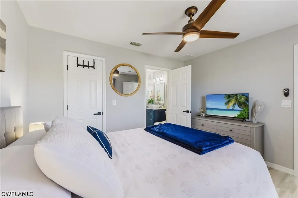 709 SW 27th Street Cape Coral FL 33914