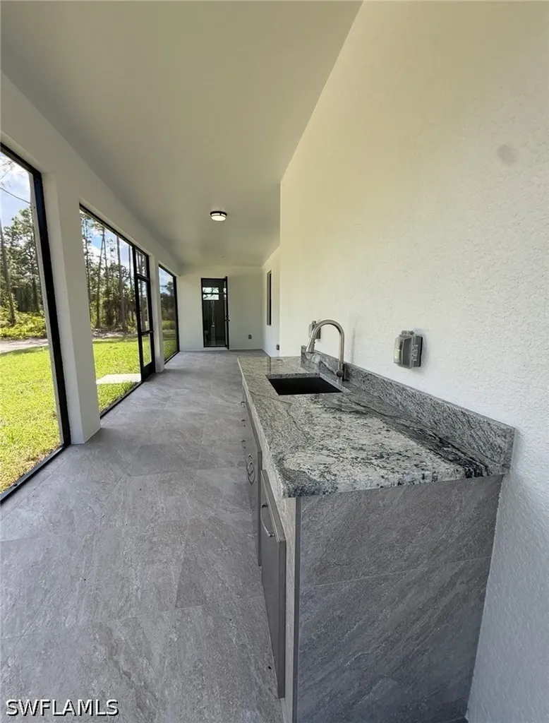4274 16th Avenue NE Naples FL 34120
