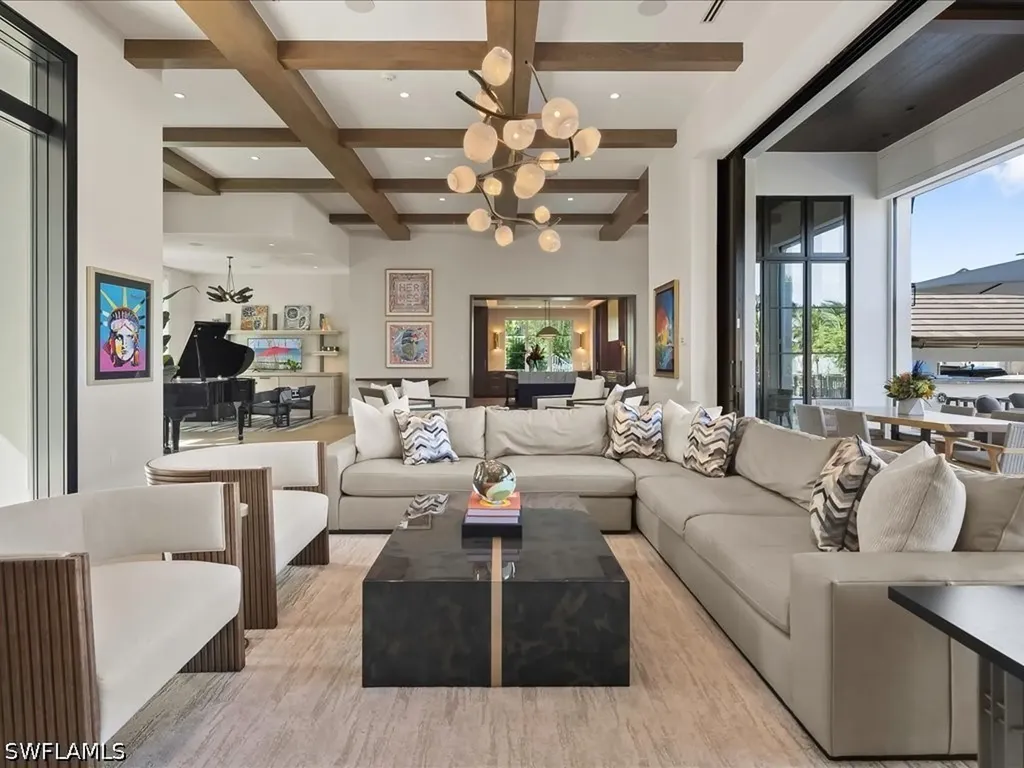 425 15th Avenue S Naples FL 34102